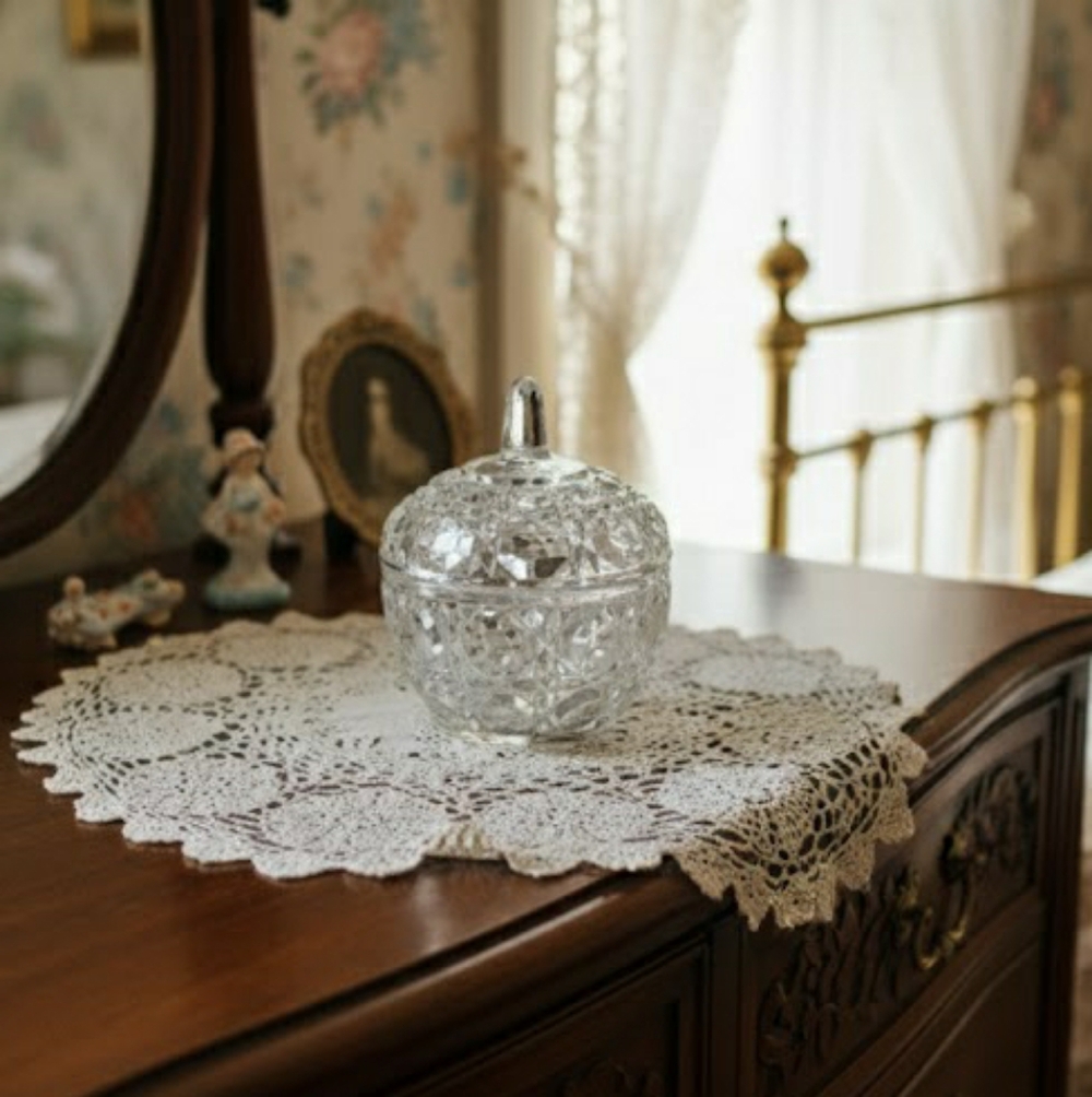 Vintage 1960s Clear Faceted Glass Apple Trinket Dish, ring jewelry dish holder